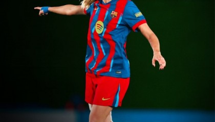 开云体育APP下载-巴萨女足官方：阿莱桑德里右膝前十字韧带断裂，未来几天接受手术