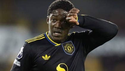 罗马诺：曼联希望与梅努商谈续约，将其视为未来关键球员之一